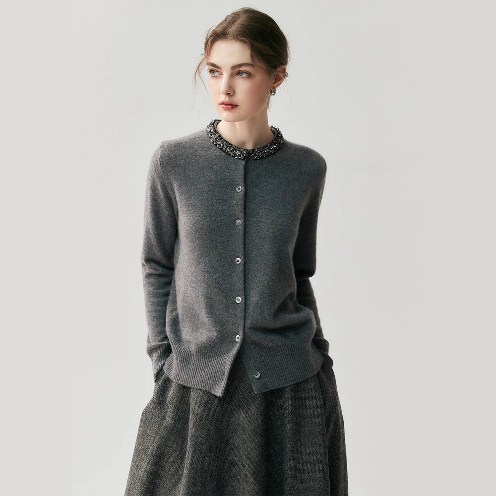 355山羊绒65%羊毛衫针织开衫圆领烫钻设计针织毛衣外套